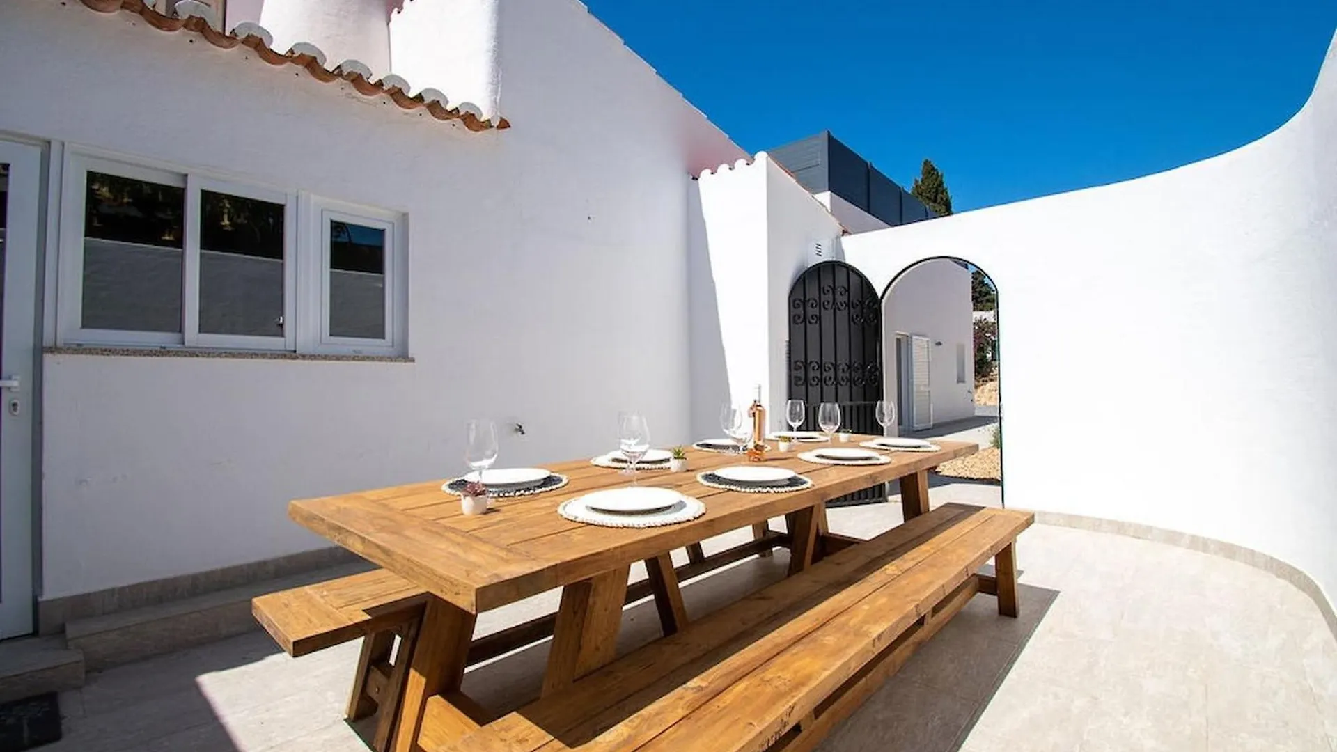 Lavanda Magnificent Five Bedroom Villa Carvoeiro  Portugal