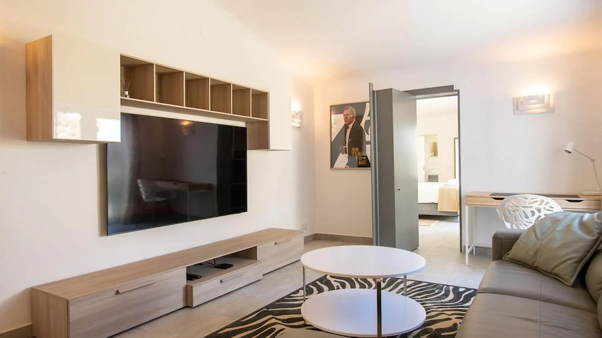 Lavanda Magnificent Five Bedroom Villa Καρβοέιρο