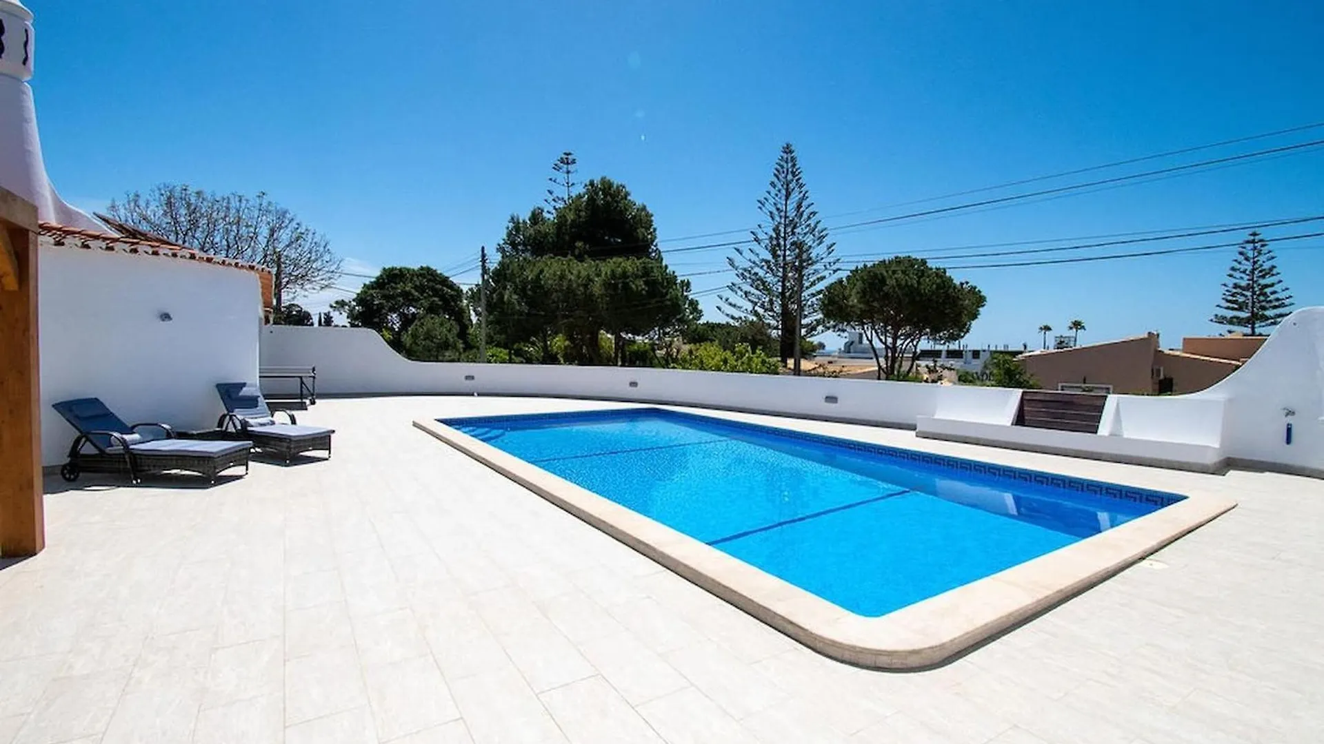 Lavanda Magnificent Five Bedroom Villa Καρβοέιρο